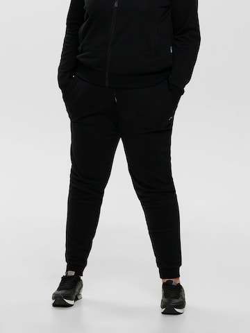 Tapered Pantaloni sportivi 'ELINA' di Only Play Curvy in nero: frontale