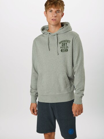 Superdry Regular Fit Sweatshirt in Grau: predná strana