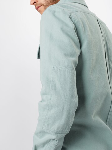 Coupe slim Chemise River Island en vert
