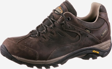 MEINDL Flats 'Caracas' in Brown: front