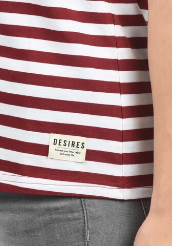 DESIRES T-Shirt 'Maya' in Rot