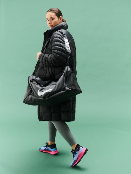 Zelma - Outdoor Look by Nike