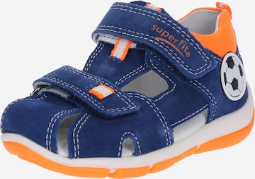 Chaussures ouvertes 'Freddy' SUPERFIT en bleu : devant