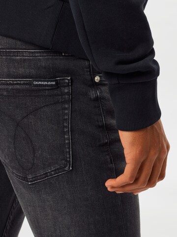 Coupe slim Jean Calvin Klein Jeans en noir