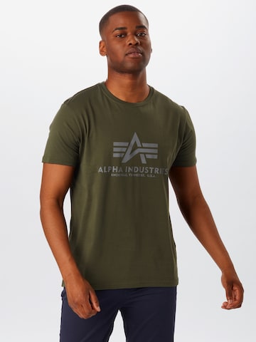 Coupe regular T-Shirt ALPHA INDUSTRIES en vert : devant