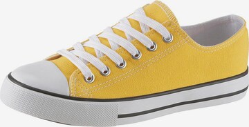 CITY WALK Sneakers in Yellow: front