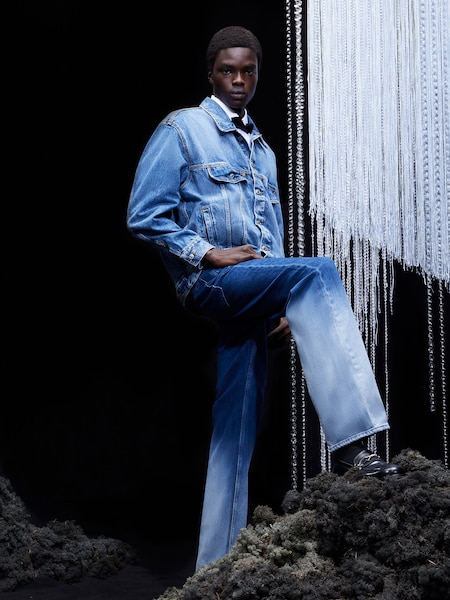 Mamadou - Chic Color Gradient Denim Look