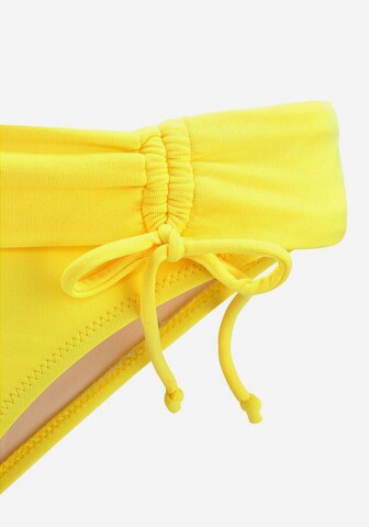 BUFFALO Bikiinipüksid 'Happy', värv kollane