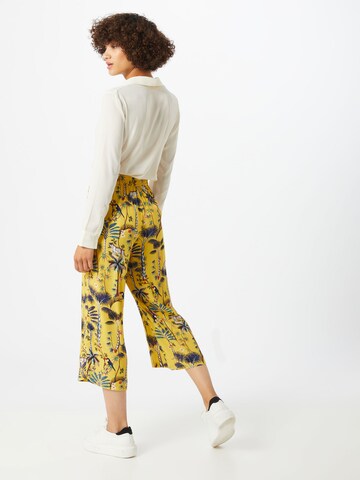 s.Oliver Wide Leg Hose in Gelb