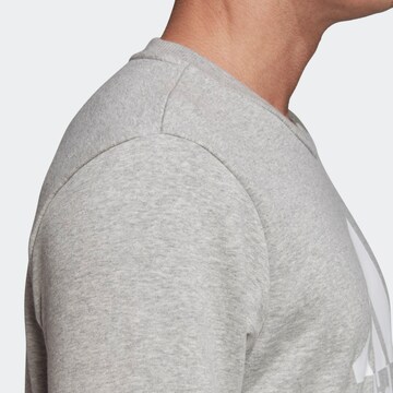 ADIDAS PERFORMANCE Regular Fit Sportsweatshirt in Grau