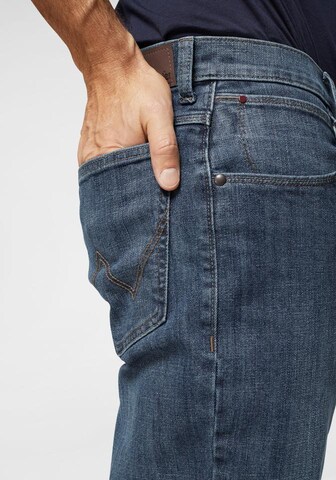 WRANGLER Regular Jeans 'Authentic Straight' in Blau