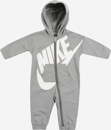 Tuta 'All Day Play' di Nike Sportswear in grigio: frontale