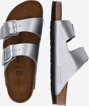 BIRKENSTOCK Pantolette 'Arizona' in Silber