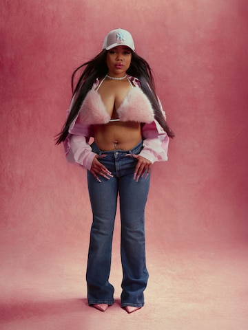 Pink Top And Jeans Look
