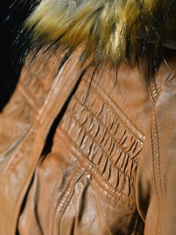 MUSTANG Between-season jacket 'Lelu' in Brown