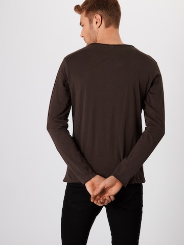 Key Largo - Regular Fit Camisa 'MLS00038' em cinzento: atrás