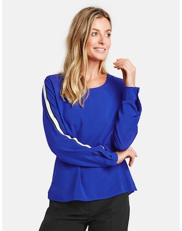 GERRY WEBER Blouse in Blauw: voorkant