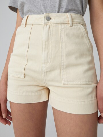 EDITED Regular Jeansshorts 'Ismey' in Beige
