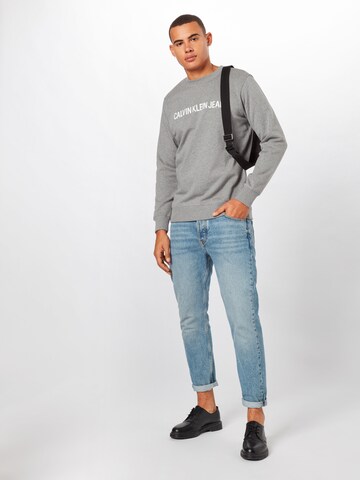 Calvin Klein Jeans Sweatshirt in Grijs