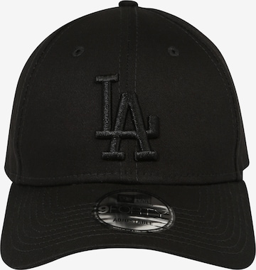 NEW ERA Cap in Black