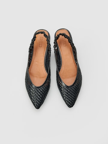 EDITED Ballet Flats 'Gotje' in Black