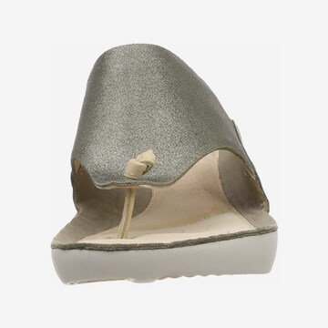 CLARKS Teenslipper in Goud