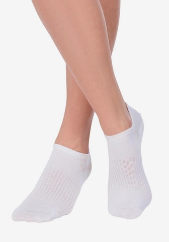 LASCANA ACTIVE Athletic Socks in White: front