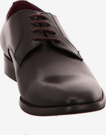 Chaussure à lacets Digel en noir