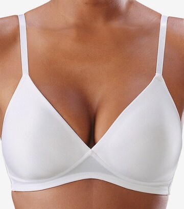 TRIUMPH Triangle Bra in White: front