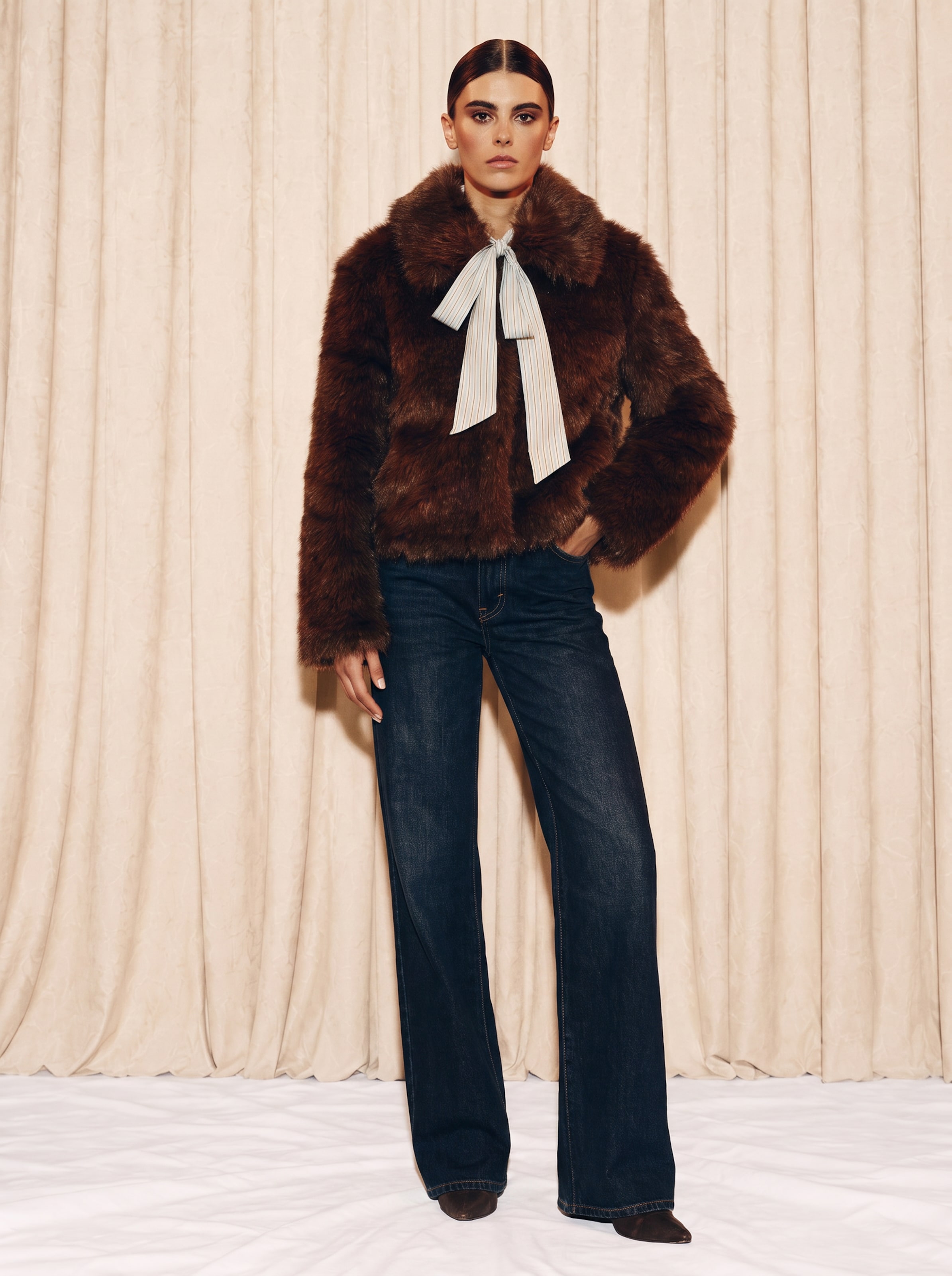 The AY FASHION Show Womenswear - Fur Jacket And Ribbon Blouse Look by LEVI'S