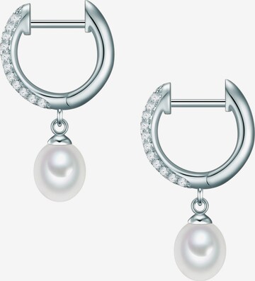 Valero Pearls Earrings in Silver