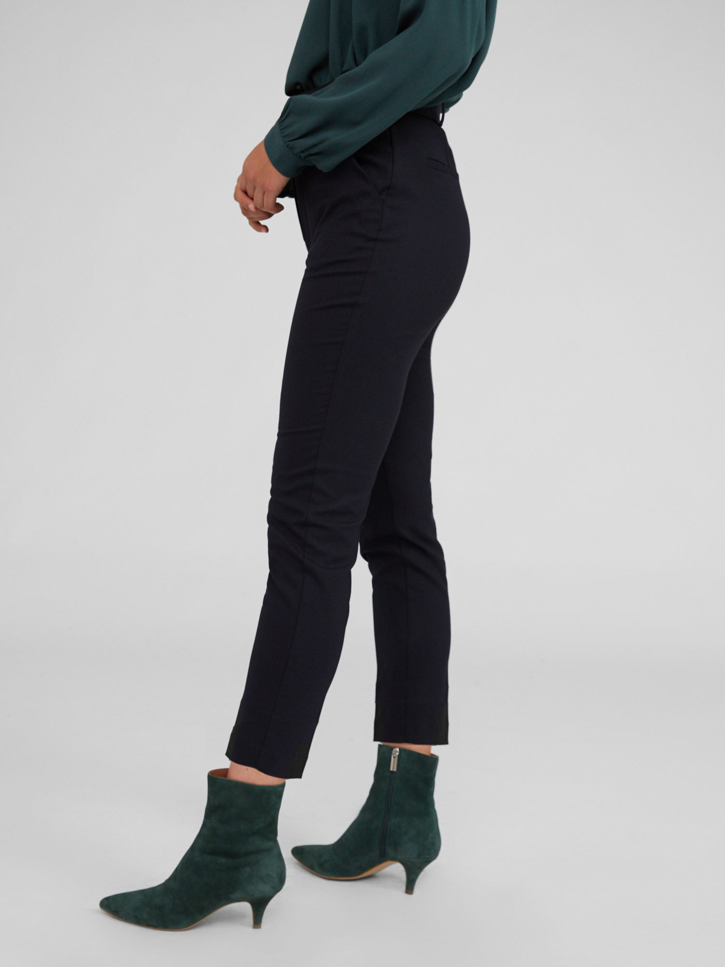 Pantaloni 'Barbara' EDITED pe albastru noapte: Privire spate