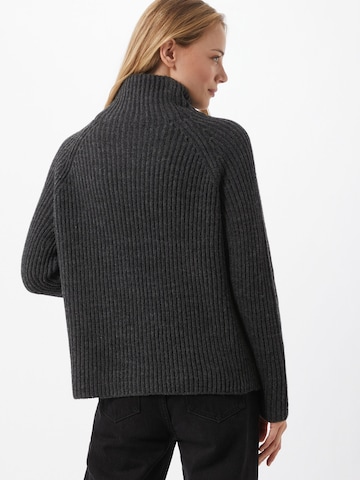 DRYKORN Sweater 'Arwen' in Grey