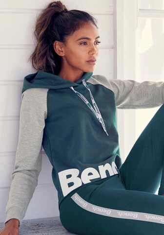 zaļš BENCH Sportisks džemperis: no priekšpuses
