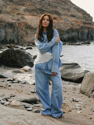 Denim Shirt And Jeans Look