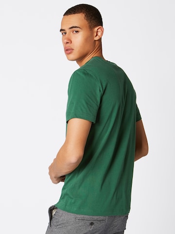 Coupe regular T-Shirt LACOSTE en vert : derrière