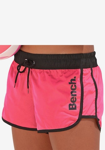 Shorts de bain BENCH en rose