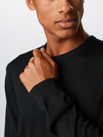 Coupe regular Pull-over 'Margrate' Matinique en noir