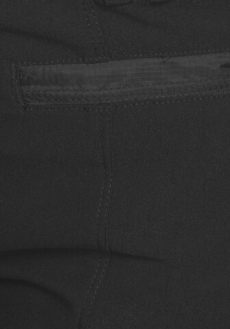 Navigazione Regular Pants in Black