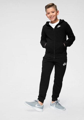 Nike Sportswear Regular fit Zip-Up Hoodie in Black