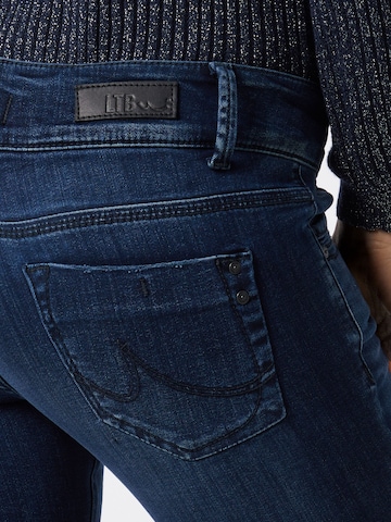 LTB Slimfit Jeans 'Molly' in Blauw