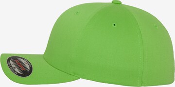 Cappello di Flexfit in verde