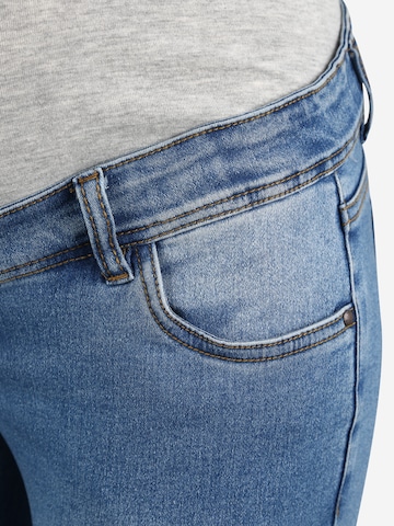 MAMALICIOUS Slimfit Jeans 'Ono' in Blau