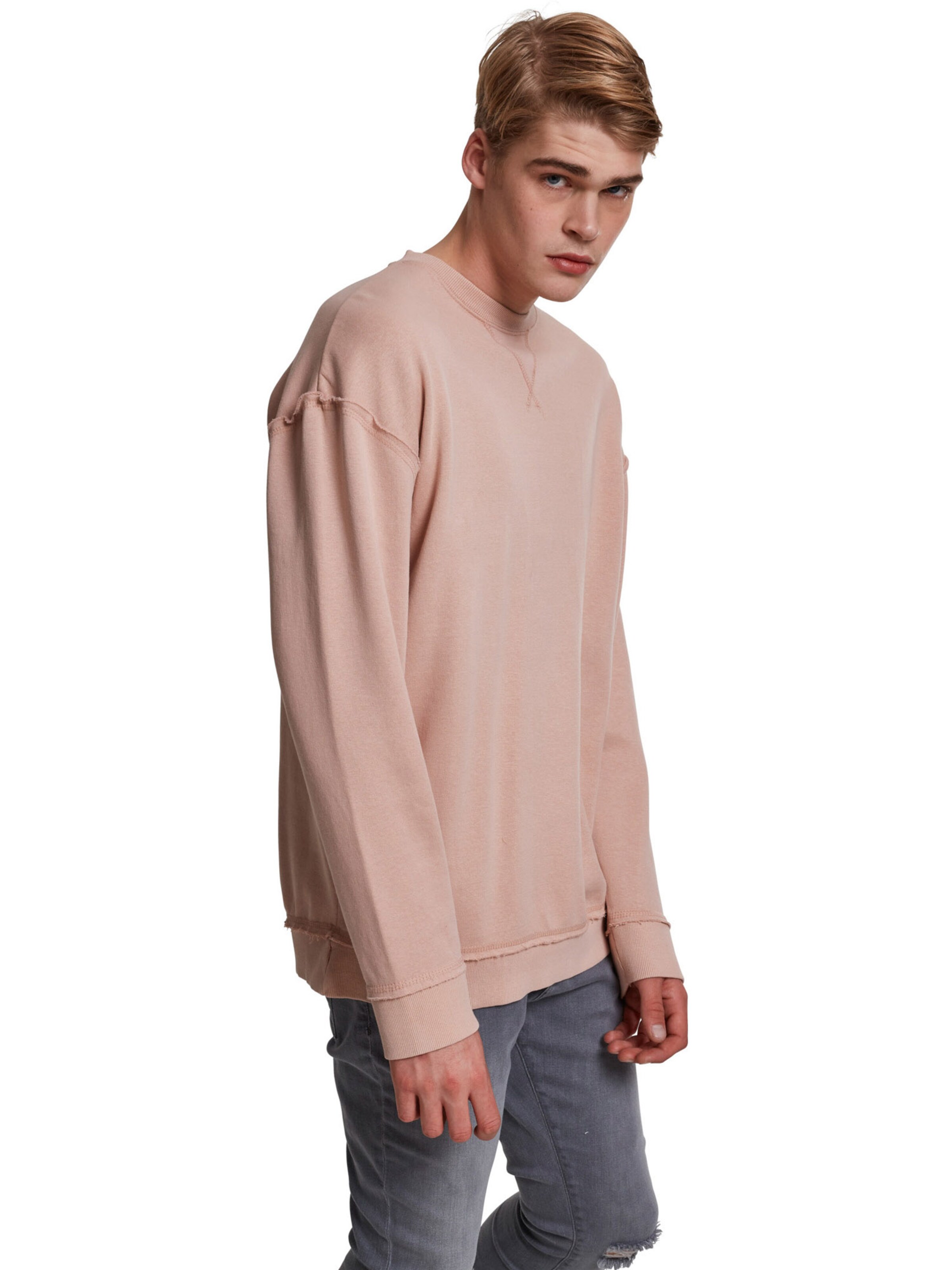 Urban Classics Sweatshirt in Pink: front