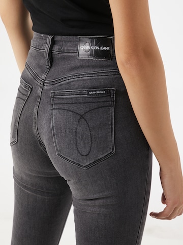 Calvin Klein Jeans Skinny Jeans 'RISE' in Grau