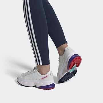 ADIDAS ORIGINALS Sneakers in White