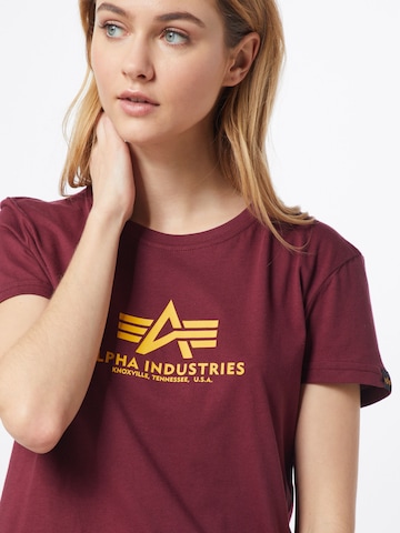 ALPHA INDUSTRIES Μπλουζάκι 'New Basic T Wmn' σε κόκκινο