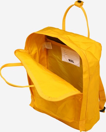 Fjällräven - Mochila 'Kanken' en amarillo: arriba