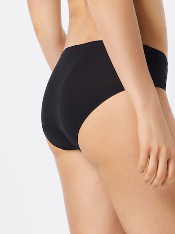 Culotte Chantelle en noir : derrière