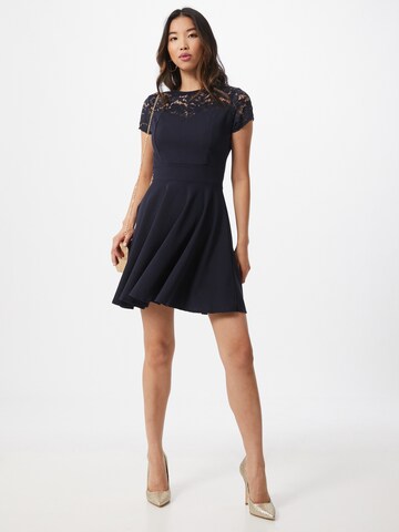 Rochie de cocktail de la WAL G. pe albastru